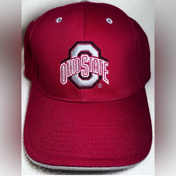 Ohio State University Buckeyes OSU Red Adjustable Hat Cap EUC - Picture 1 of 7